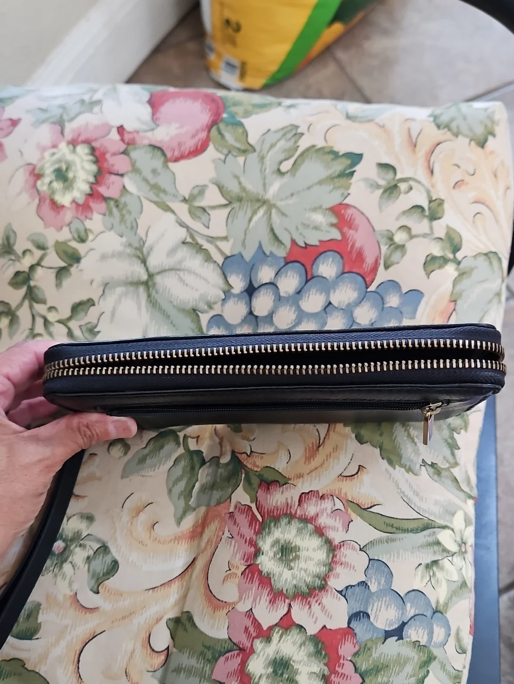 Fossil Black Leather Zip-Around Wristlet Wallet